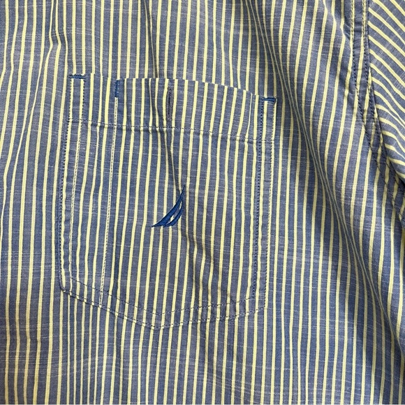 Men’s Nautica Classic Short Sleeve Button Down Shirt Blue Yellow Stripes Size XL - Picture 2 of 9